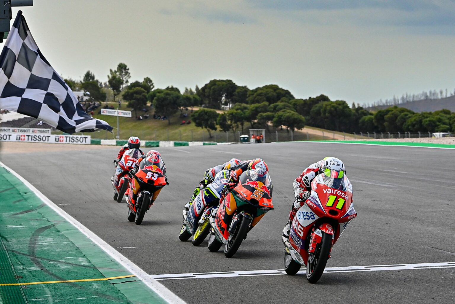 Moto3: Garcia Grabs Championship Lead with Perfect Push for Victory in Portugal